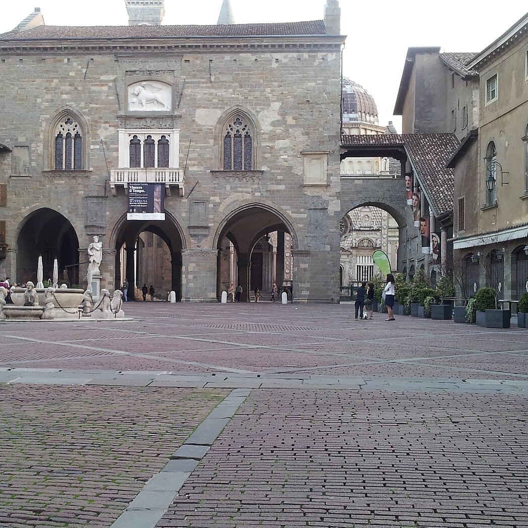 Piazza Vecchia di Bergamo