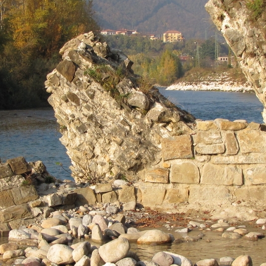 Ponte di Lemine o della Regina